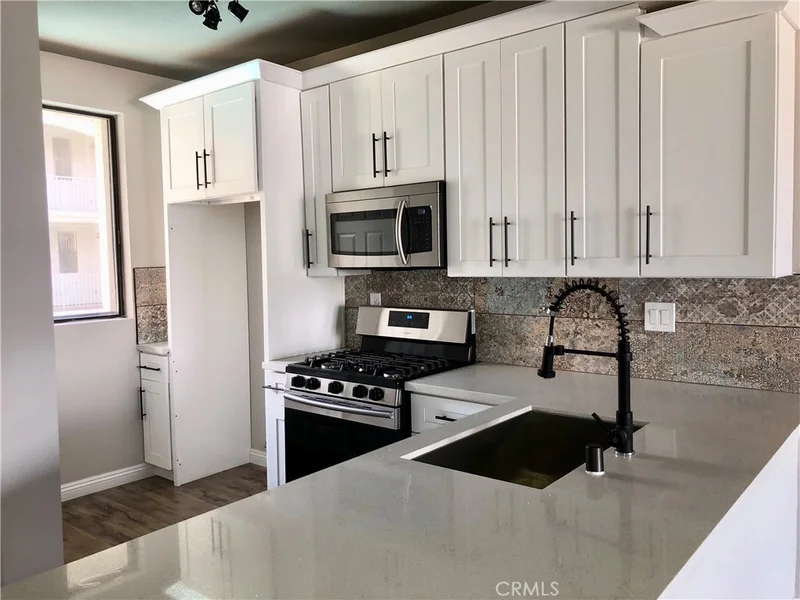 555 Maine #224, Long Beach, CA 90802