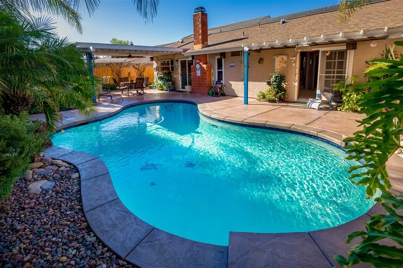 10469 Strathmore Dr, Santee, CA 92071