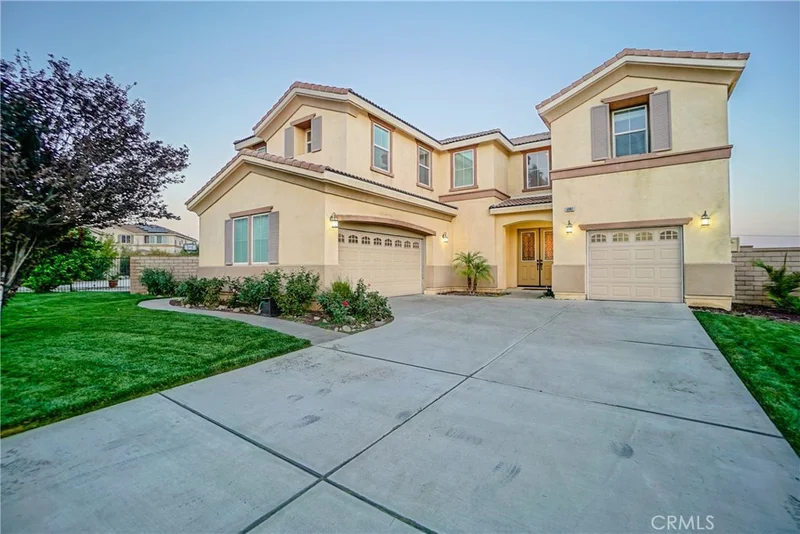 5087 Cottontail Way, Fontana, CA 92336