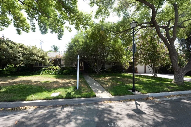 2578 Yorkshire, Riverside, CA 92506