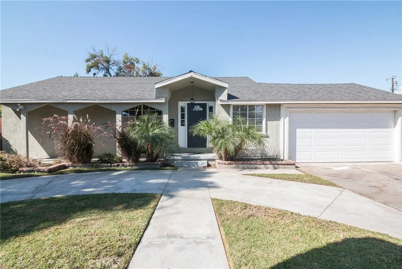 8813 Katherine, Panorama City, CA 91402