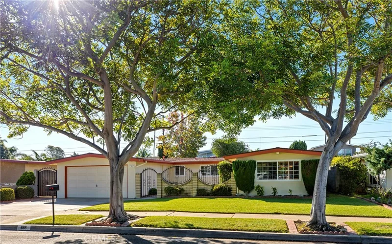 885 Capital, Costa Mesa, CA 92627