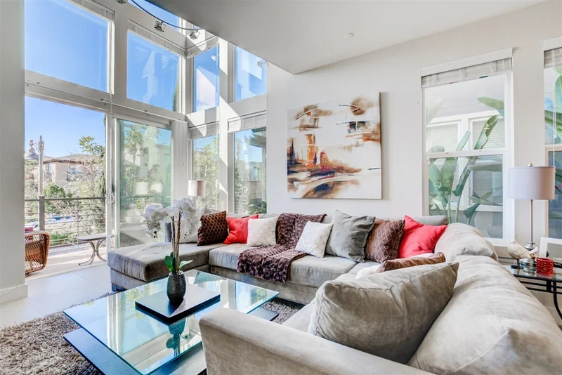 7868 Civita Blvd, San Diego, CA 92108