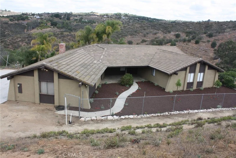 8910 Nelson, Escondido, CA 92026