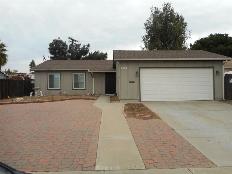 8627 Ian Way, Santee, CA 92071
