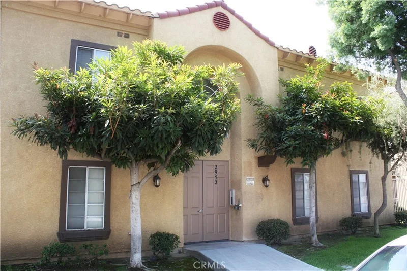 2952 Belgrave #102, Huntington Park, CA 90255