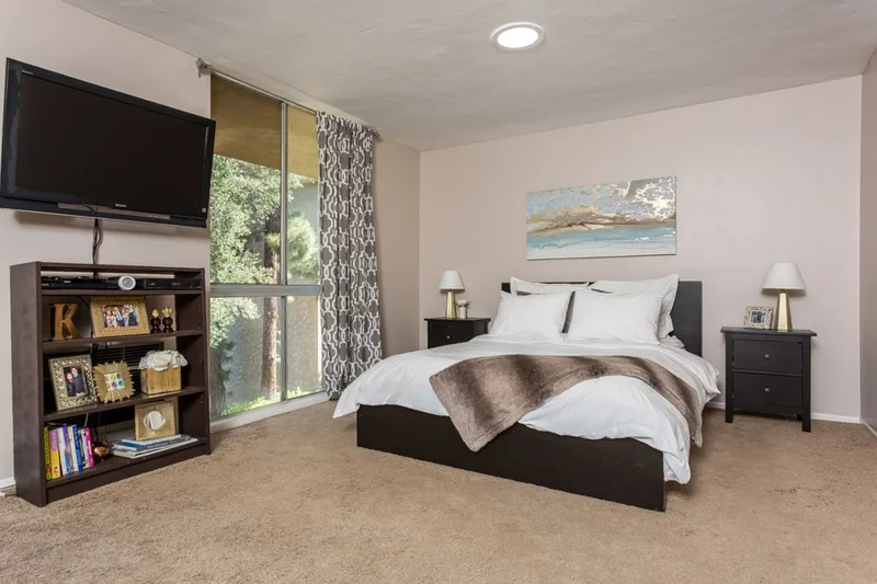 6202 Friars #311, San Diego, CA 92108