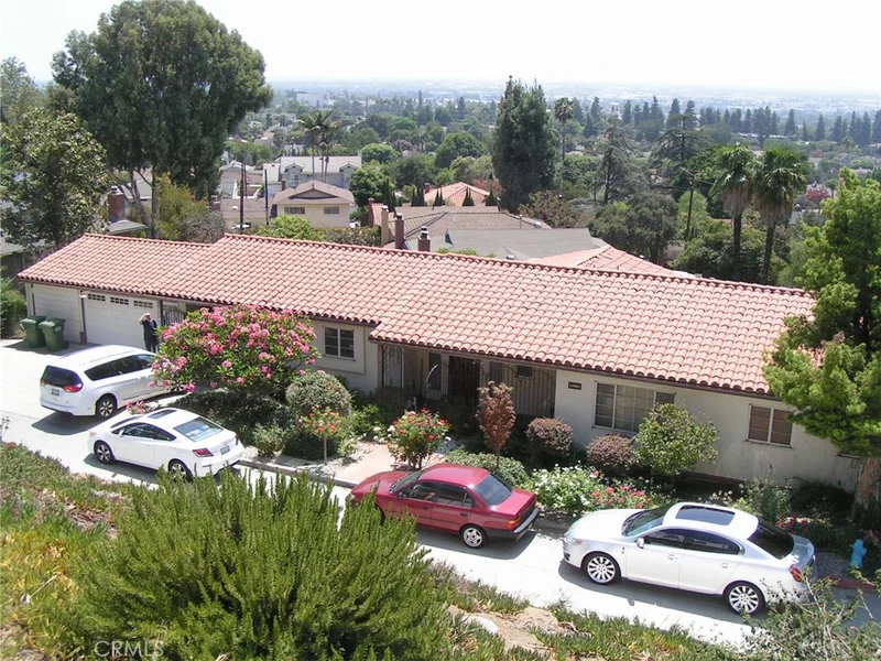 12408 Honolulu, Whittier, CA 90601
