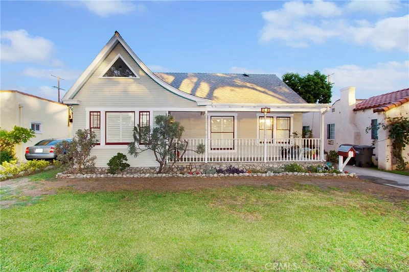 515 Linwood, Santa Ana, CA 92701