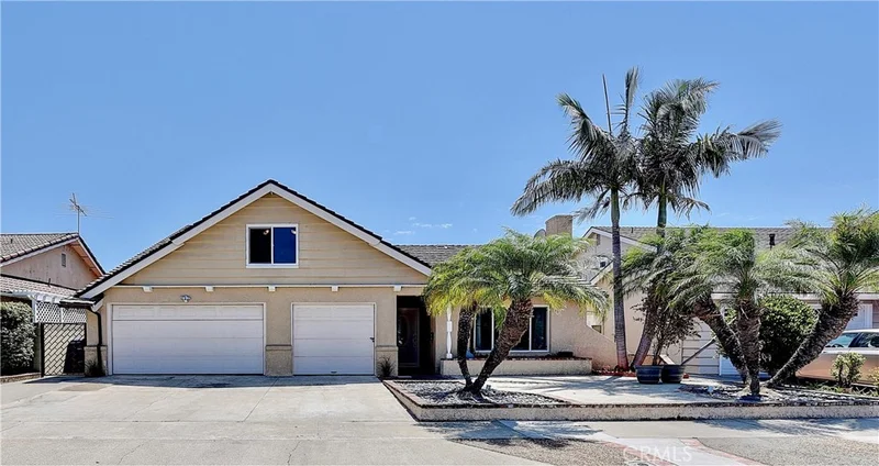 8942 Blackheath, Westminster, CA 92683