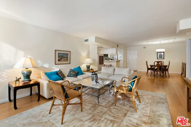 1250 Westgate #102, Los Angeles, CA 90025
