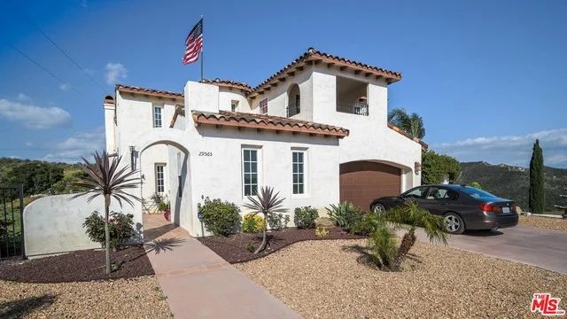 29565 Baringer, Castaic, CA 91384