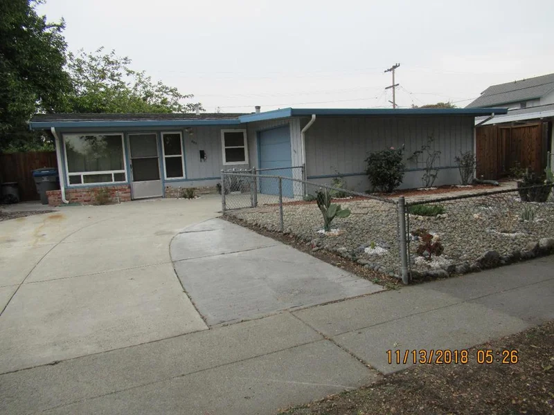 883 Lakemuir, Sunnyvale, CA 94089