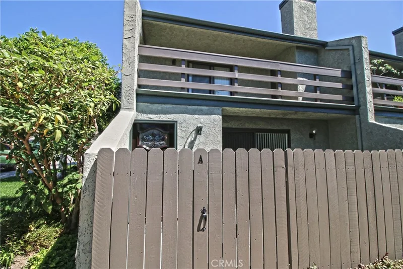 910 Ocean View #A, Monrovia, CA 91016