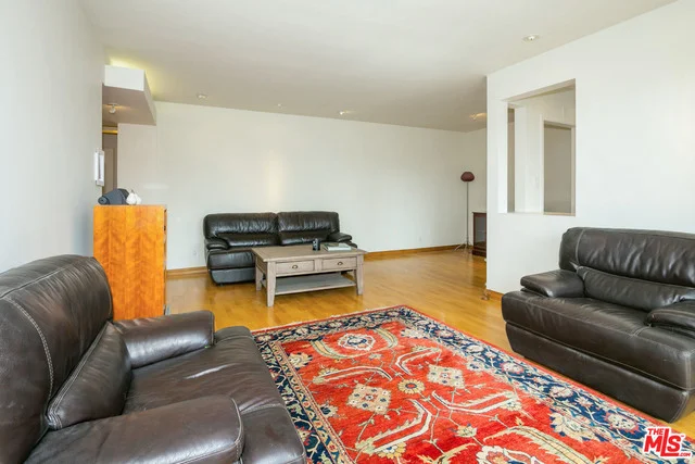 11670 W Sunset Boulevard 310, Los Angeles, CA 90049