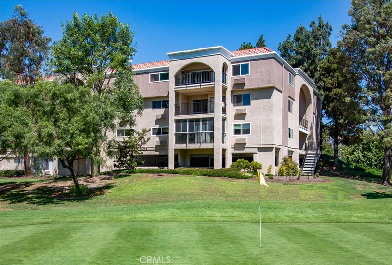 5510 Paseo Del Lago W #2A, Laguna Woods, CA 92637