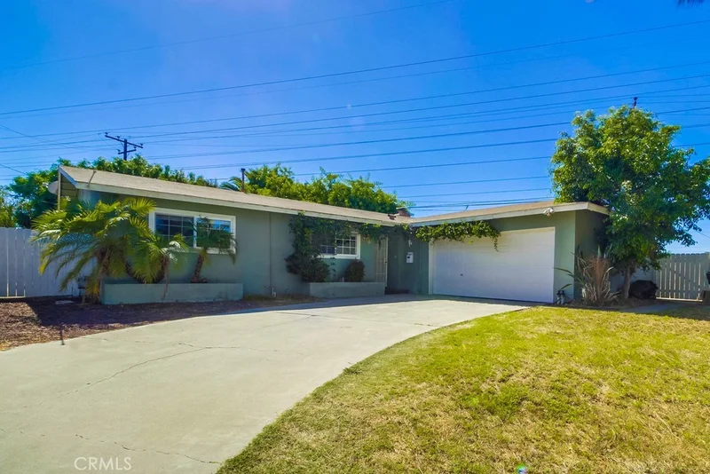 8652 Wagers, Huntington Beach, CA 92647