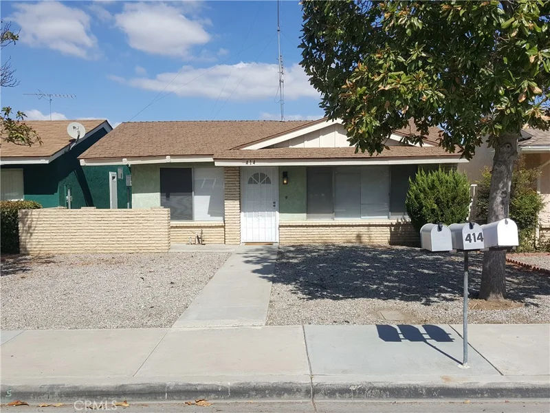 414 Gardenia, Hemet, CA 92543