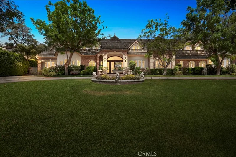 1015 Singing Wood, Arcadia, CA 91006