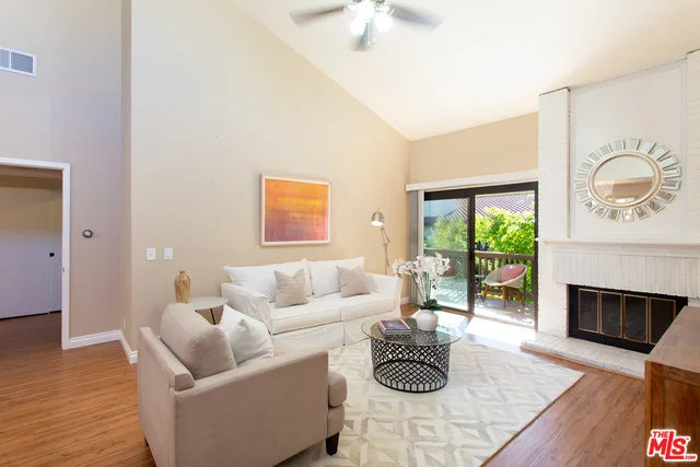 8515 Falmouth #414, Playa Del Rey, CA 90293