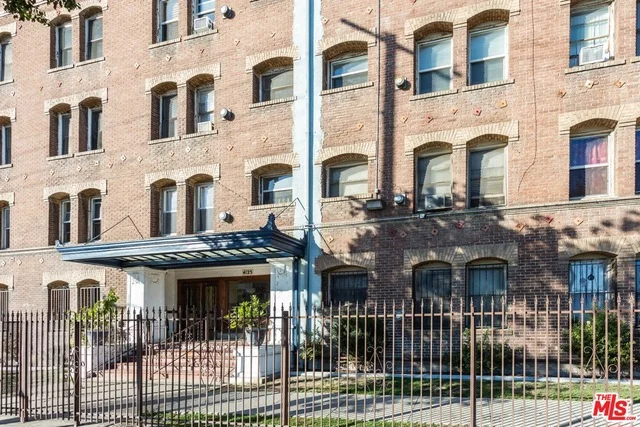 4125 Figueroa #406, Los Angeles, CA 90037