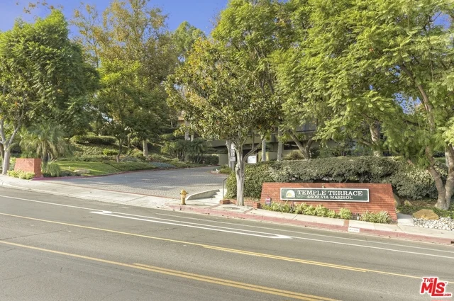 886 Temple, Los Angeles, CA 90042