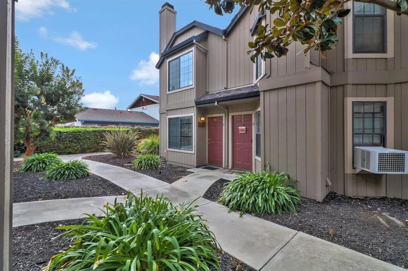 231 Gibson #E, Hollister, CA 95023