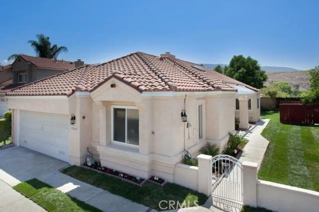 25580 Aragon, Yorba Linda, CA 92887