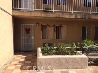 6140 Rugby #117, Huntington Park, CA 90255