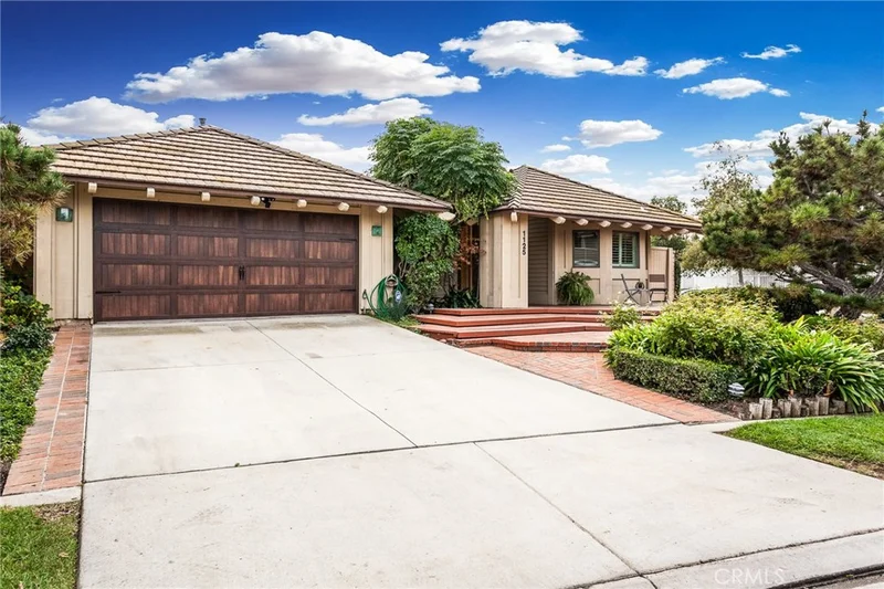1125 Danielle, Costa Mesa, CA 92626