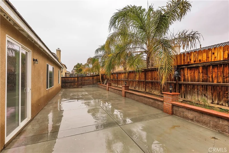 1853 El Nido, Perris, CA 92571