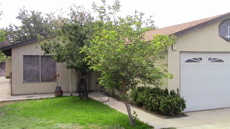 18831 3rd, Bloomington, CA 92316