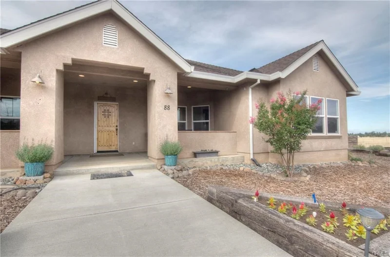 88 Kendal, Chico, CA 95973