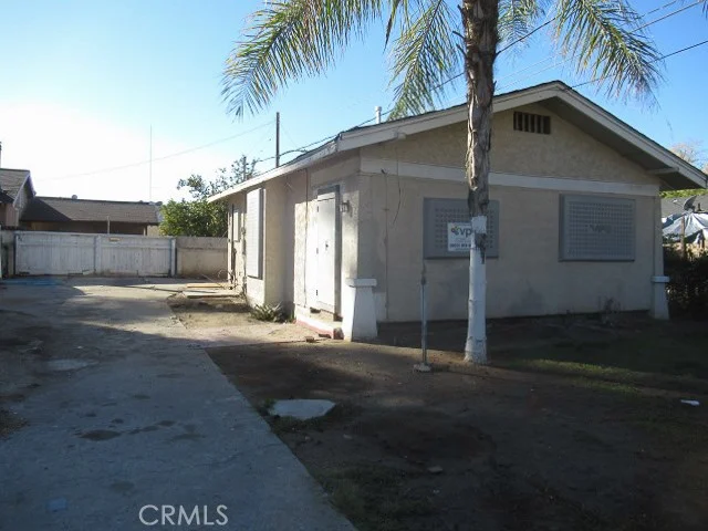 621 Evans, San Bernardino, CA 92405