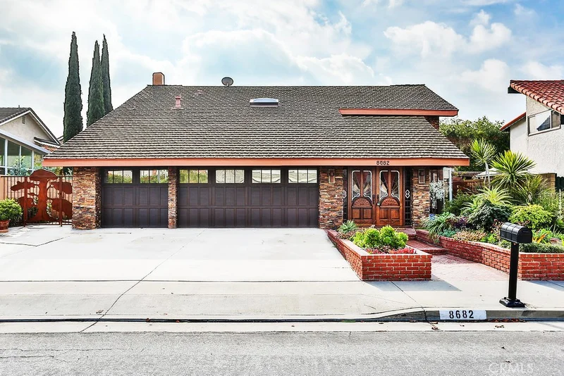 8682 Lorraine, Huntington Beach, CA 92646