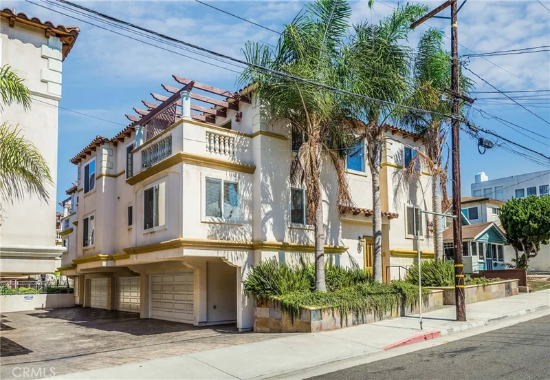 613 1st Place, Hermosa Beach, CA 90254
