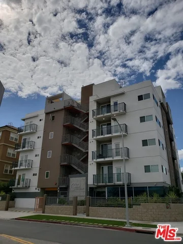 903 New Hampshire #203, Los Angeles, CA 90006