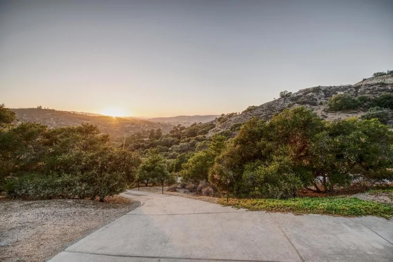 105 San Benancio, Salinas, CA 93908