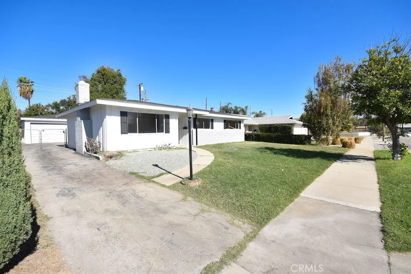 5614 Yale, Montclair, CA 91763