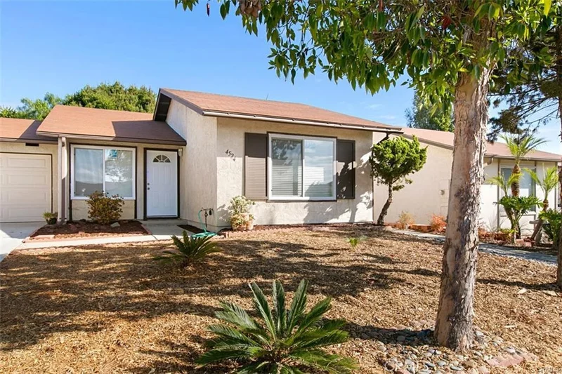 4524 Beverly Glen, Oceanside, CA 92056