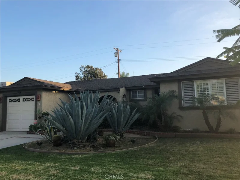 18544 Petunia, Azusa, CA 91702