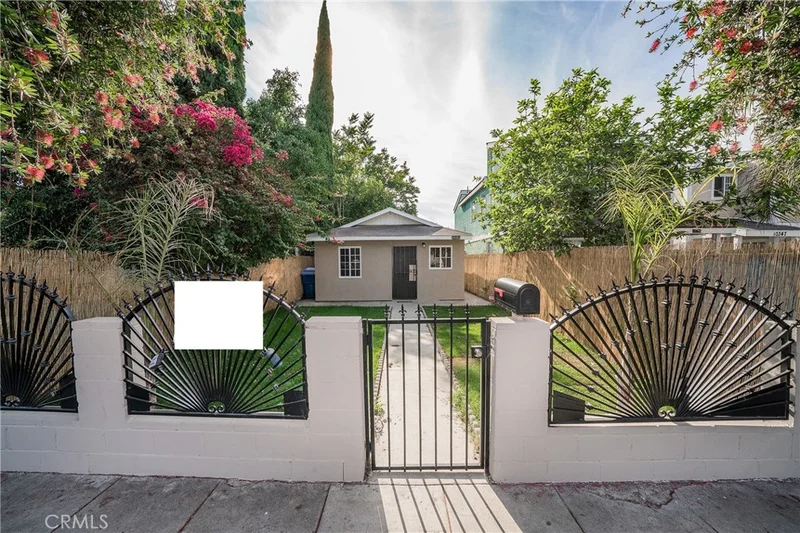 10351 Grape, Los Angeles, CA 90002