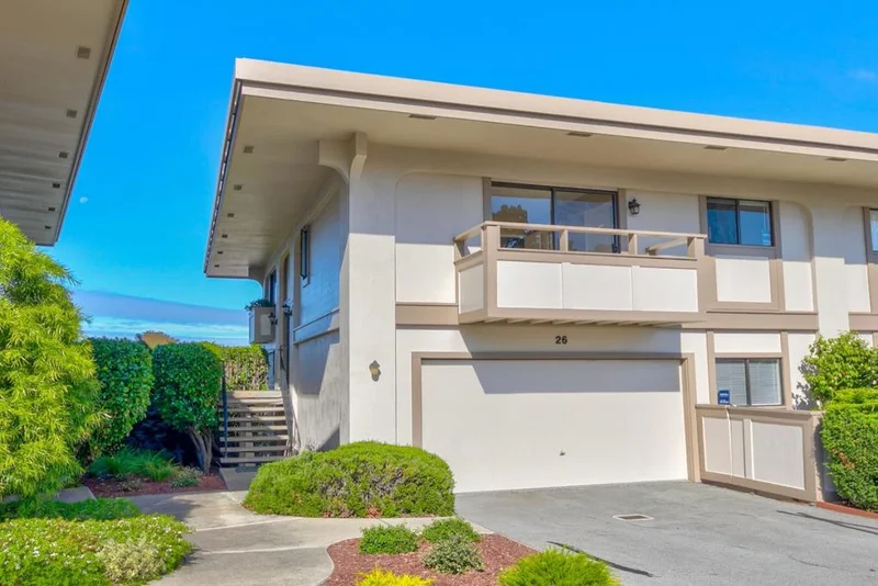 26 Skyline, Monterey, CA 93940