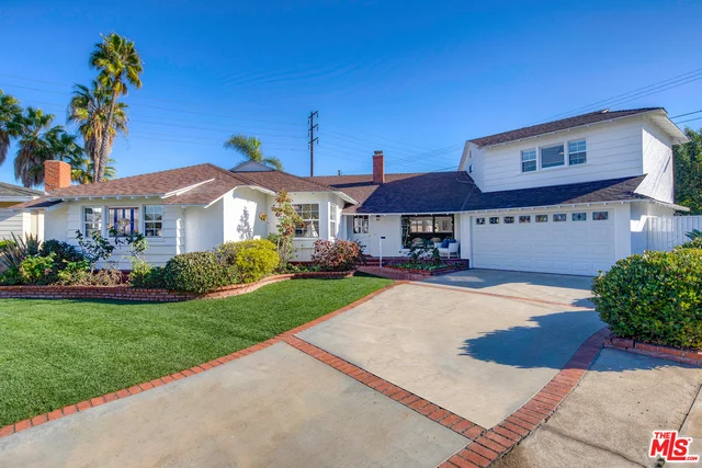 6304 78th, Los Angeles, CA 90045