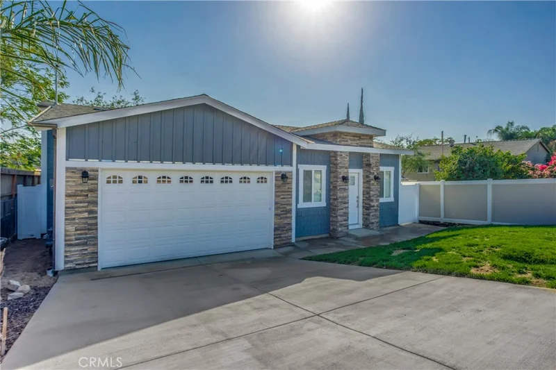 1140 Park, Lake Elsinore, CA 92530