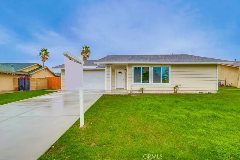 849 Grove, Rialto, CA 92376