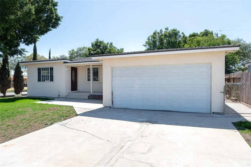 621 Newell, Fullerton, CA 92832
