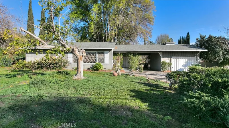 11438 Orcas, Lakeview Terrace, CA 91342
