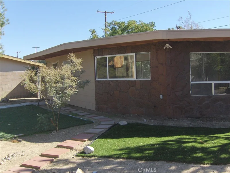 55433 Navajo Trail, Yucca Valley, CA 92284