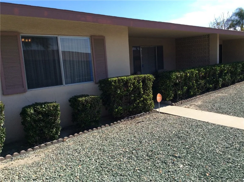 613 Palm #C, Hemet, CA 92543
